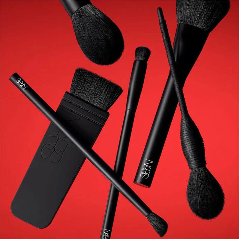 NARS #40 Multi Use Precision Brush